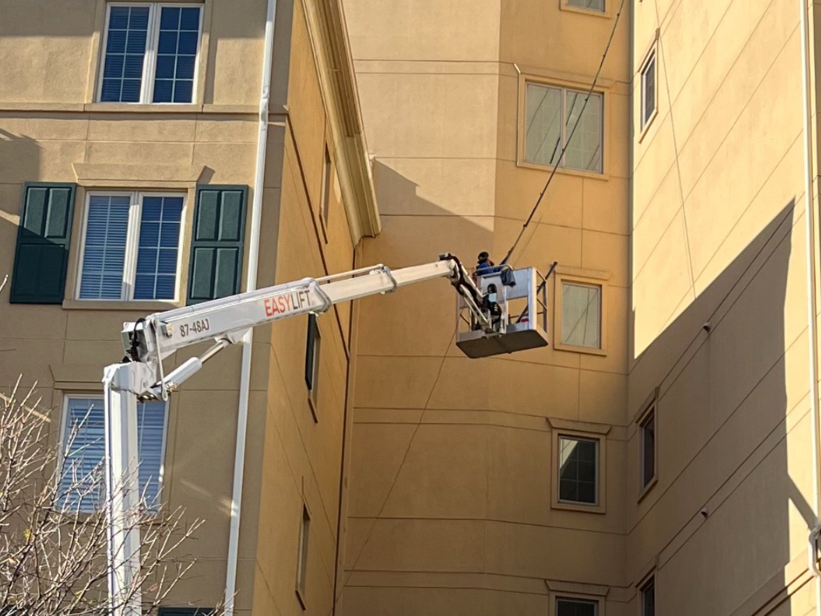 Soft washing & building wash